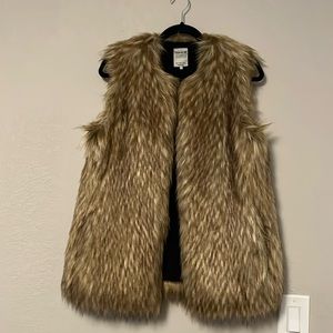 ZARA Trafaluc Faux Fur Vest Size Small